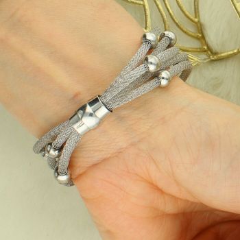 Srebrna bransoletka Fope z pięciu łańcuszków–siateczek z kuleczkami tył.jpg